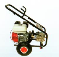 高壓洗淨機 - 引擎系列 (WH-2012E1 , WH-2012ER1 ; 壓力：140公斤, 水量：13公升/分鐘) 